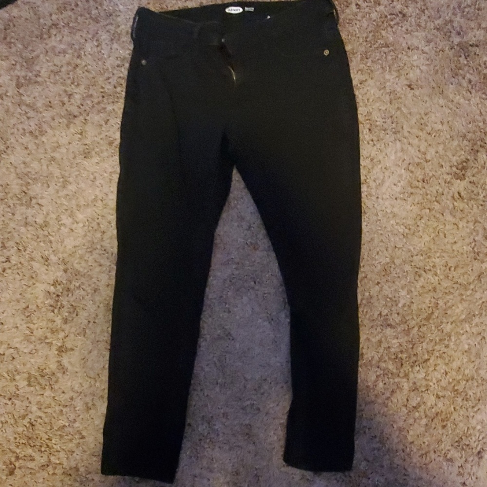 Old navy black rockstar skinny jeans